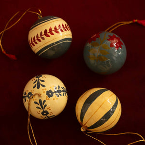 Hand painted Baubles, Blue - Set of 4