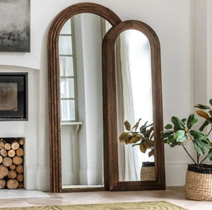 Hox Mirror