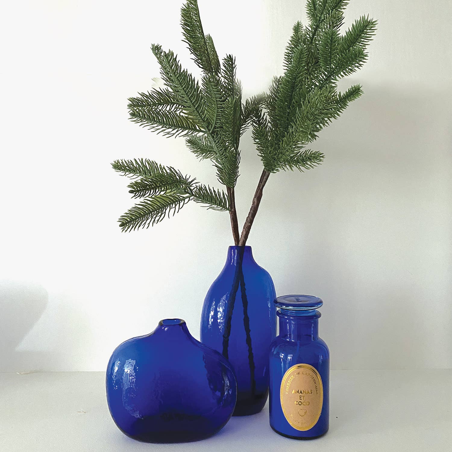 Blue Herbier candle - Pineapple & Coconut