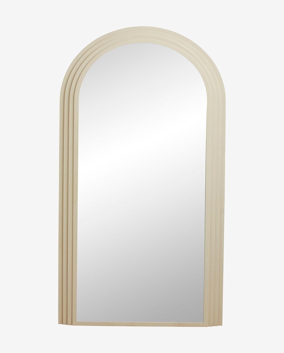 Falco Mirror, Sand