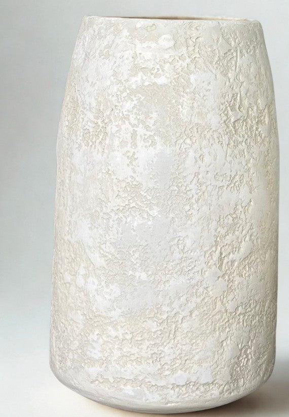 Neutral Vase/Pot