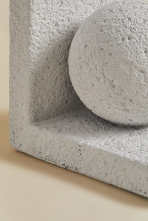 Wobble Bookends