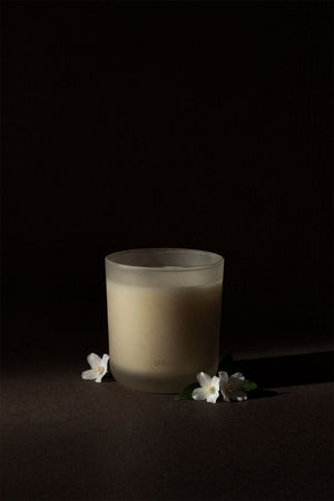 Pure Linen Candle