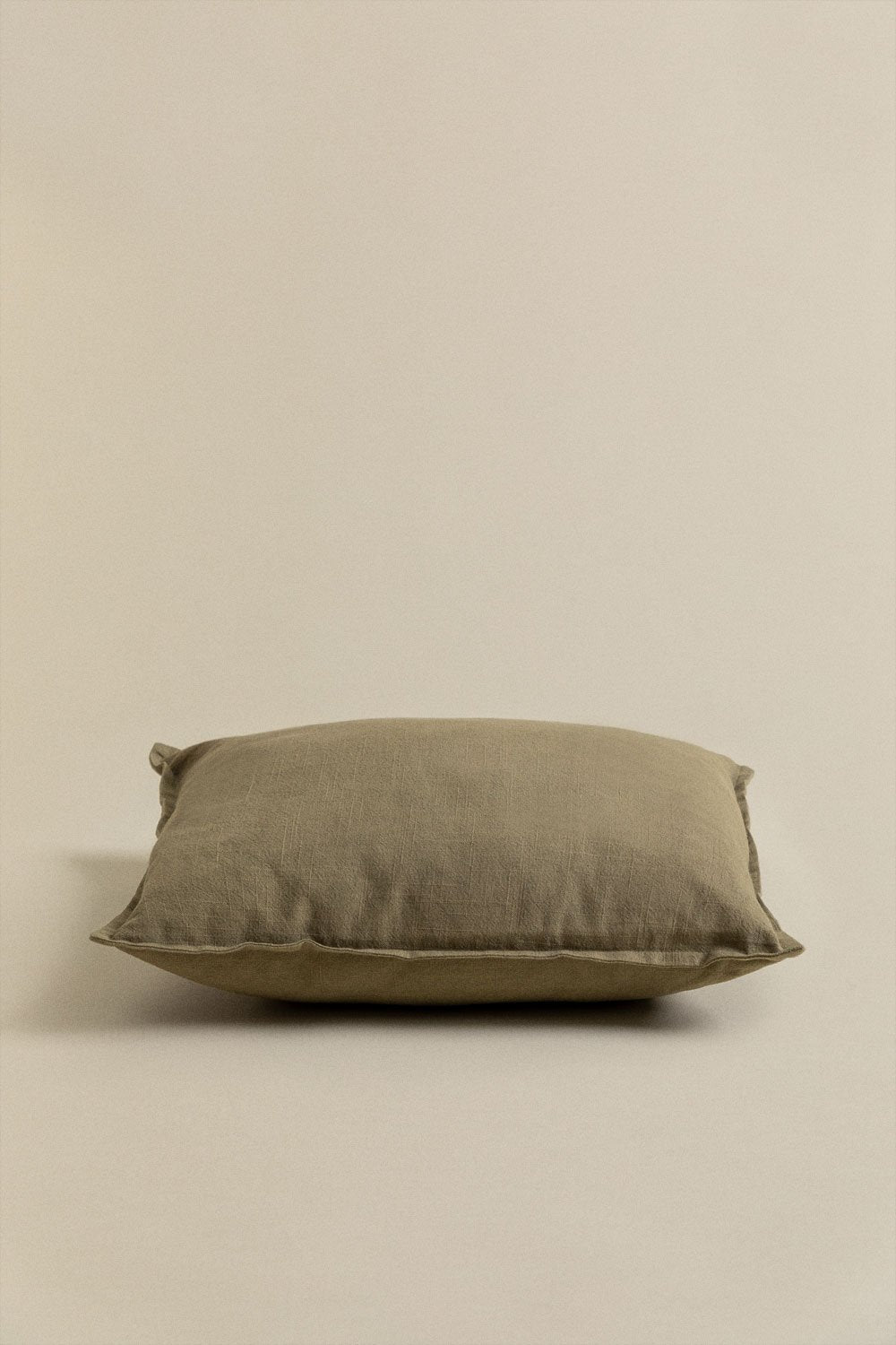 Elezar Cushion