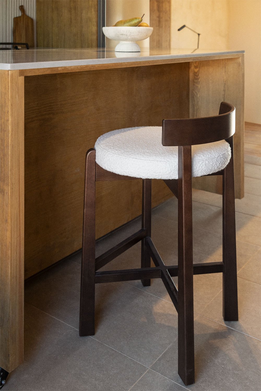 Mani Stool