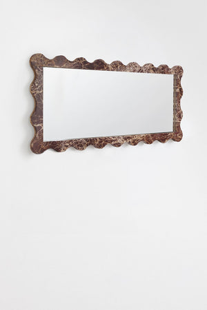 Bayaibe mirror – landscape orientation, three-quarter view
