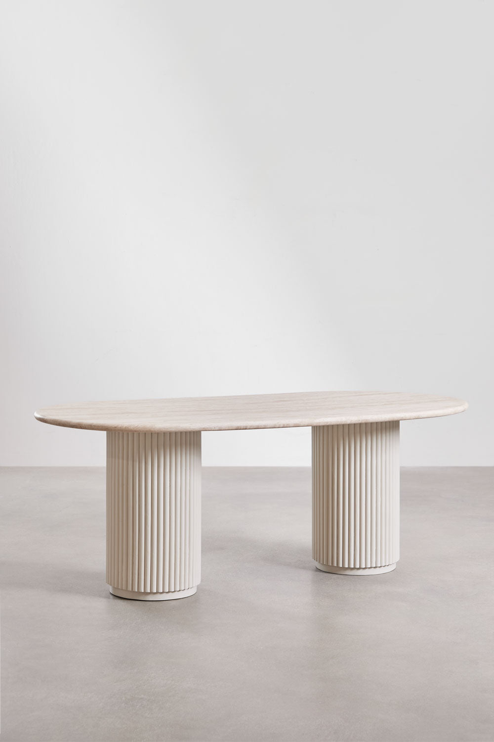 Gisy Dining Table - Oval