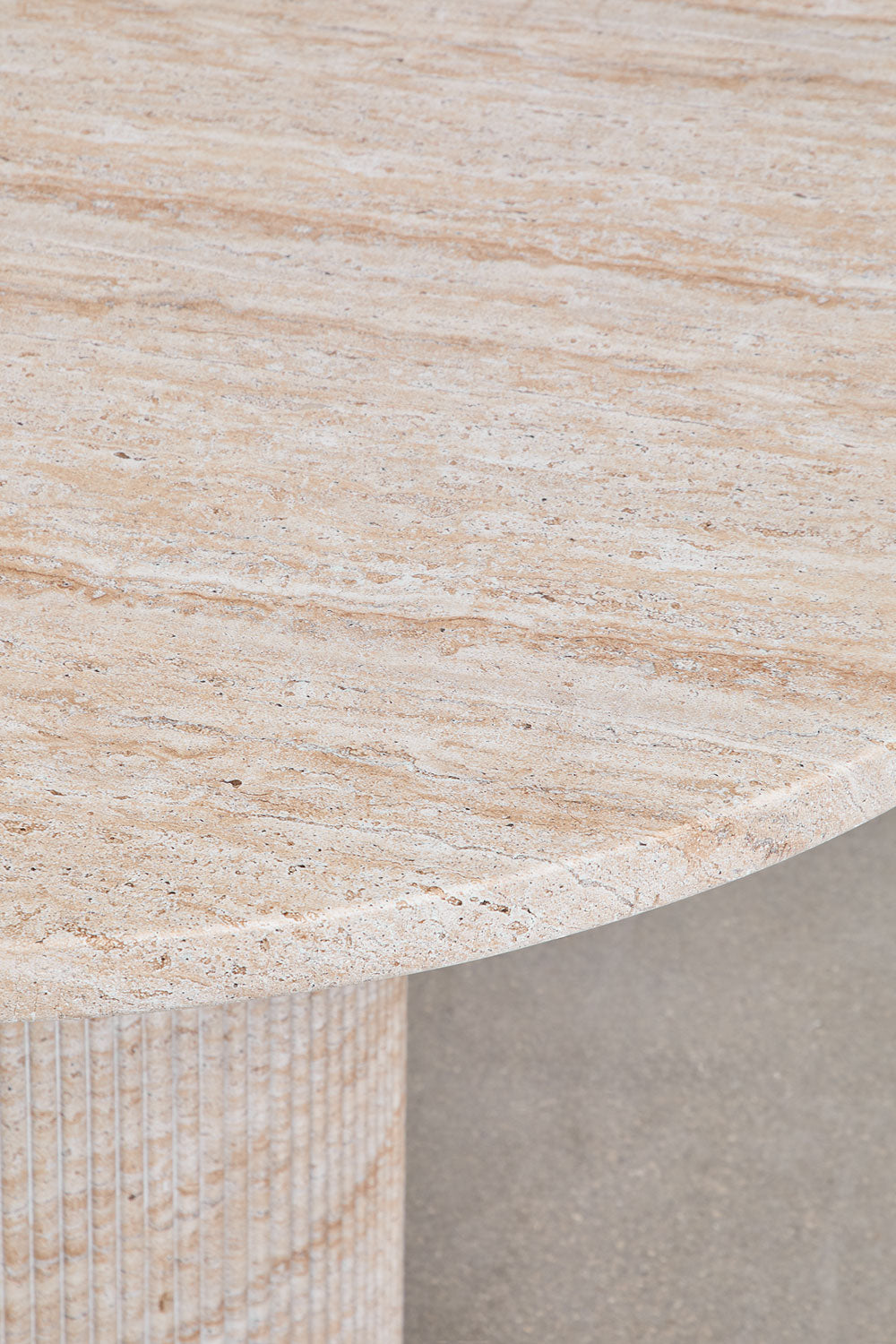 Velia Dining Table