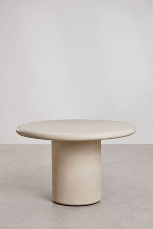 Namara dining table base close-up – cylindrical pedestal