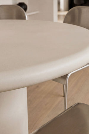 Namara dining table – front view on neutral background