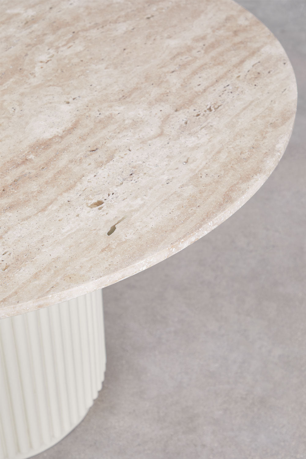 Gisy Dining Table - Round
