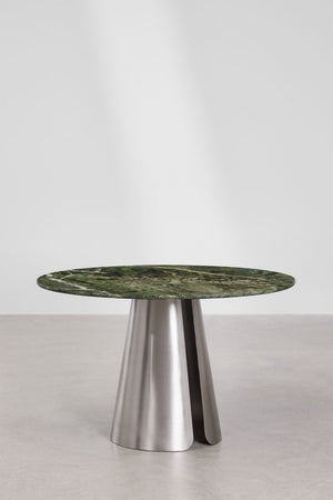 Baelor Round Dining Table
