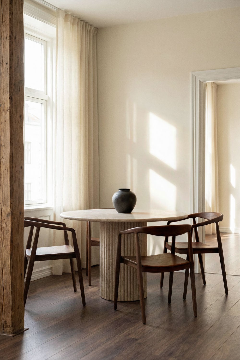 Grosseto Round Dining Table