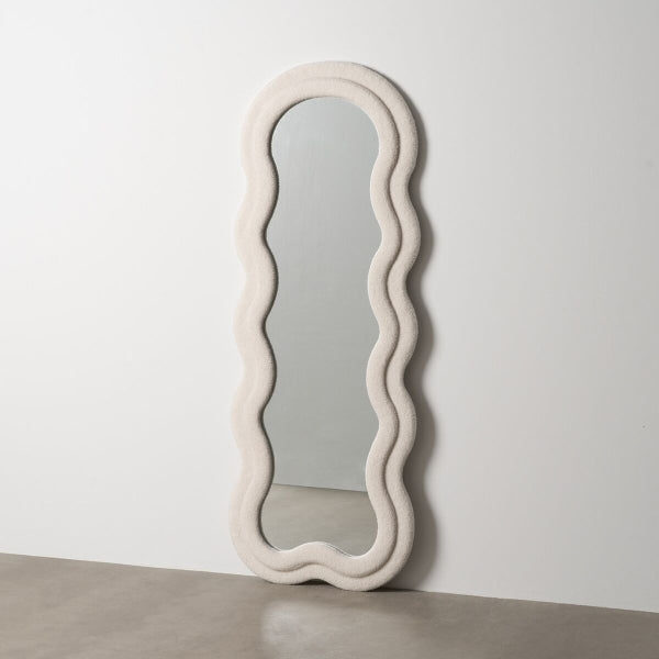 Mika Mirror
