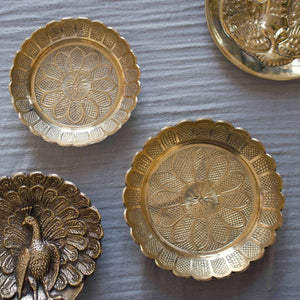 A La handmade flower brass bowl