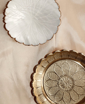 Daisy Mother of Pearl Dish